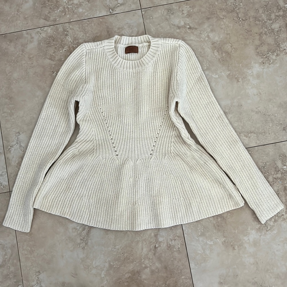 Women’s Small Cream Pol Sweater
